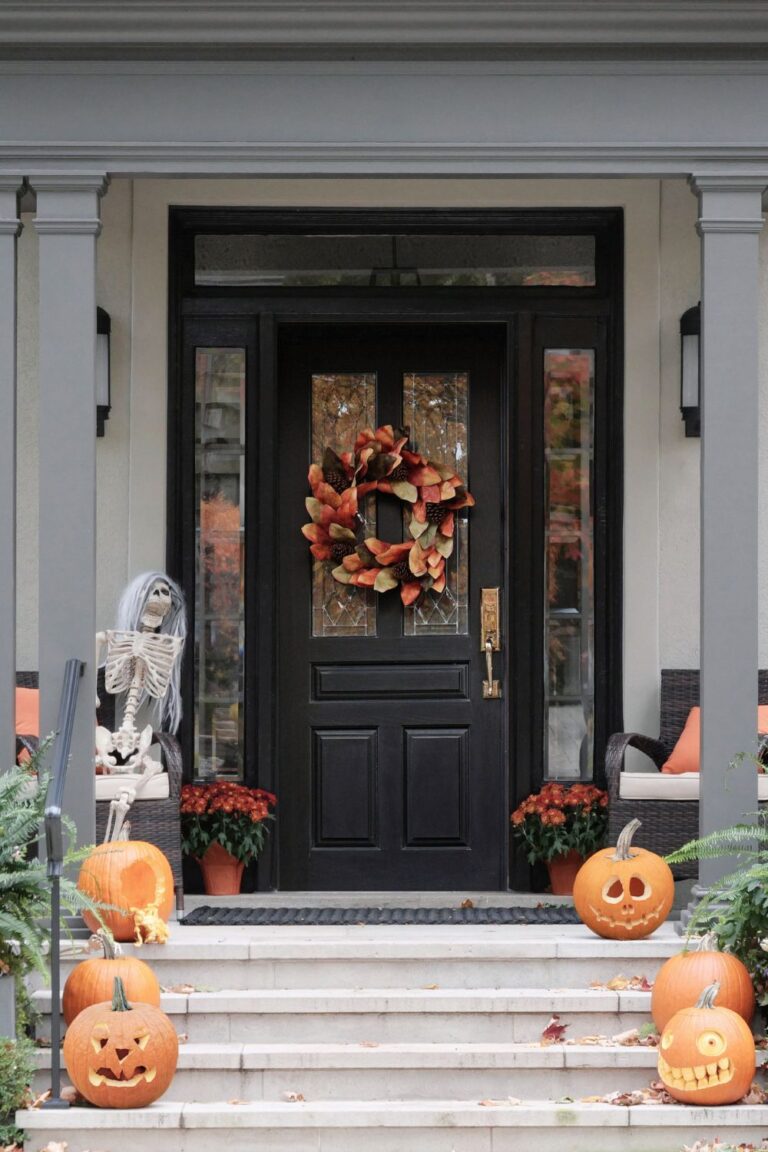 halloween front door decor